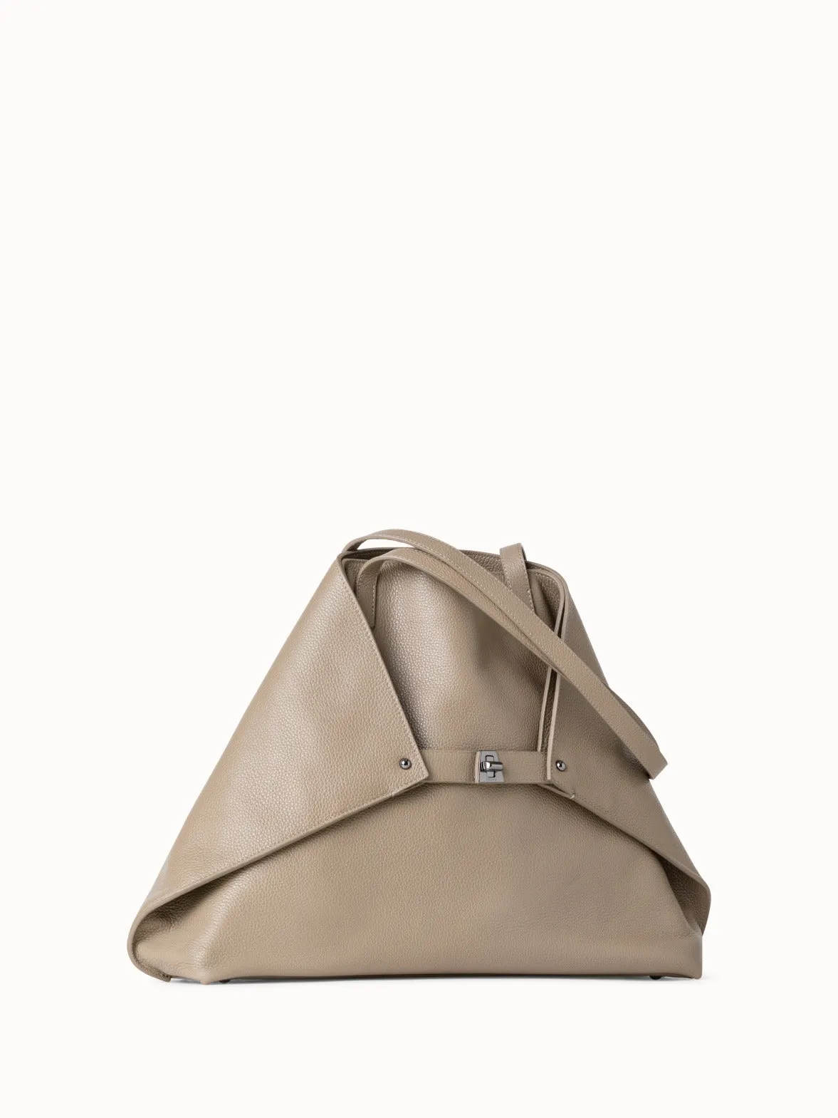 Ai Medium Shoulder Tote