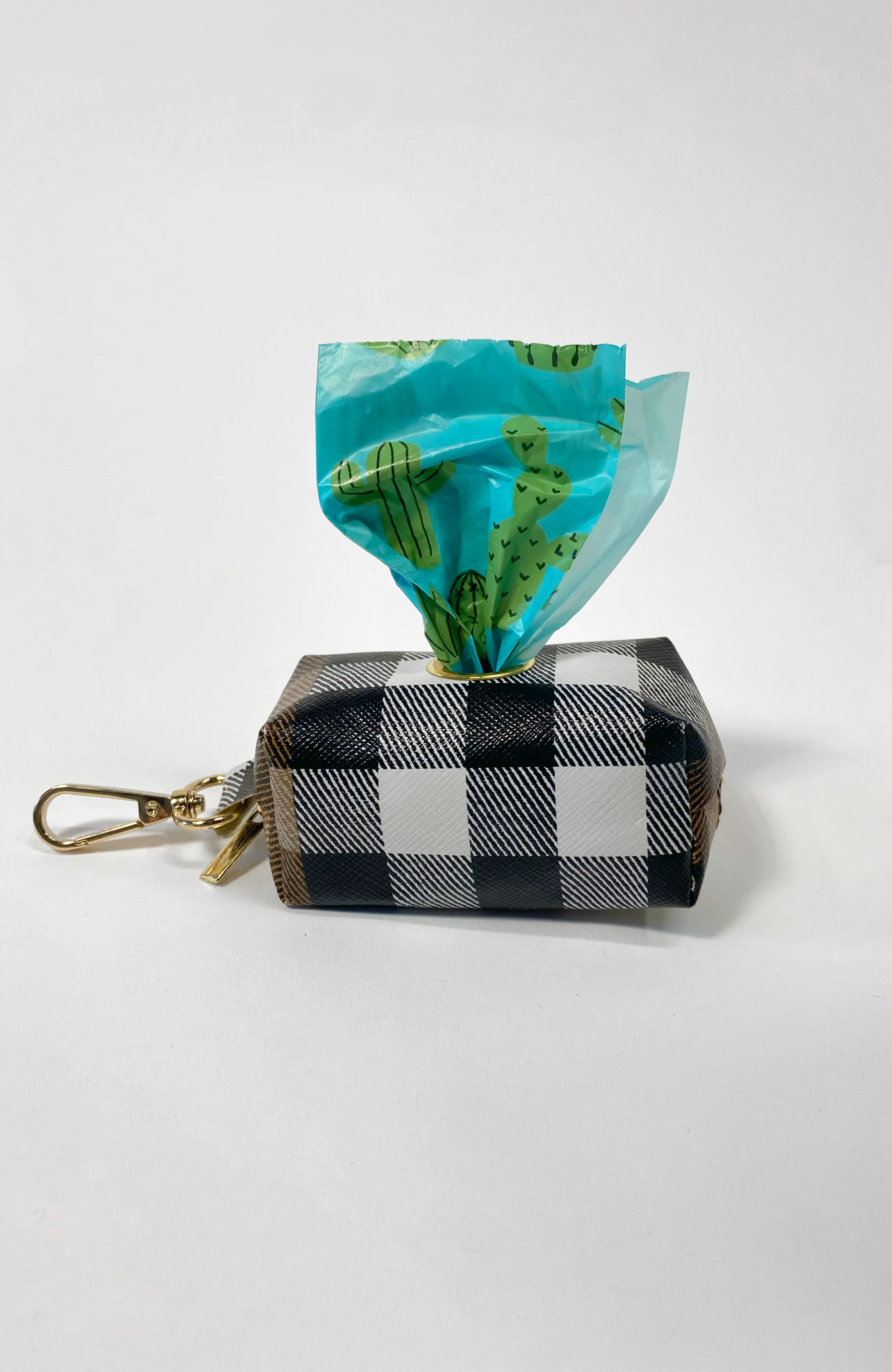 Coeur x Nuzzle Dog Poop Bags