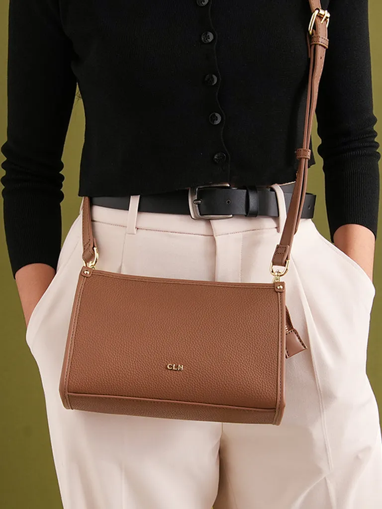 Chic Colette Crossbody Bag - Elegant and Compact Accessory