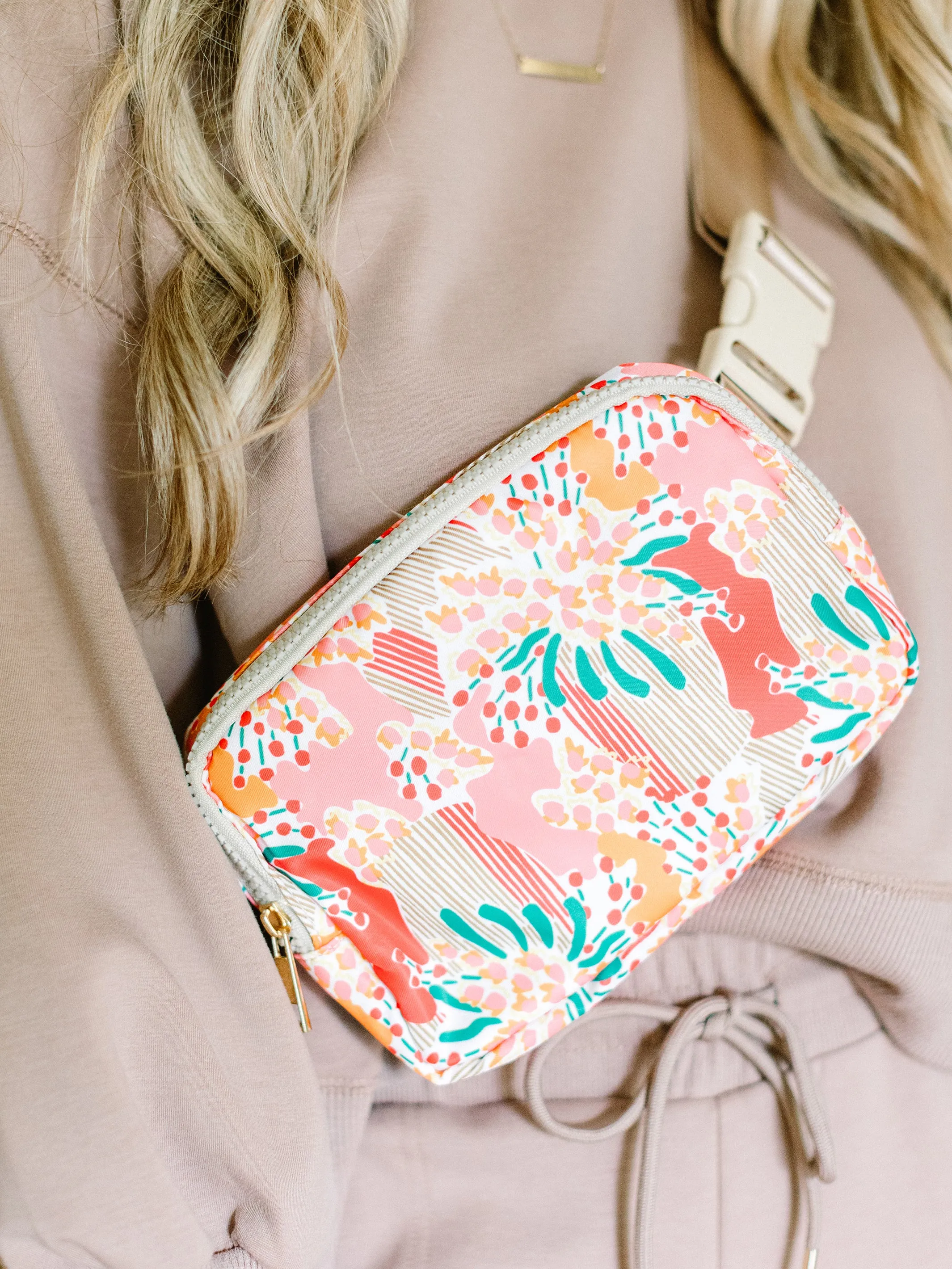 FINAL SALE - On-The-Go Crossbody | Centerpiece