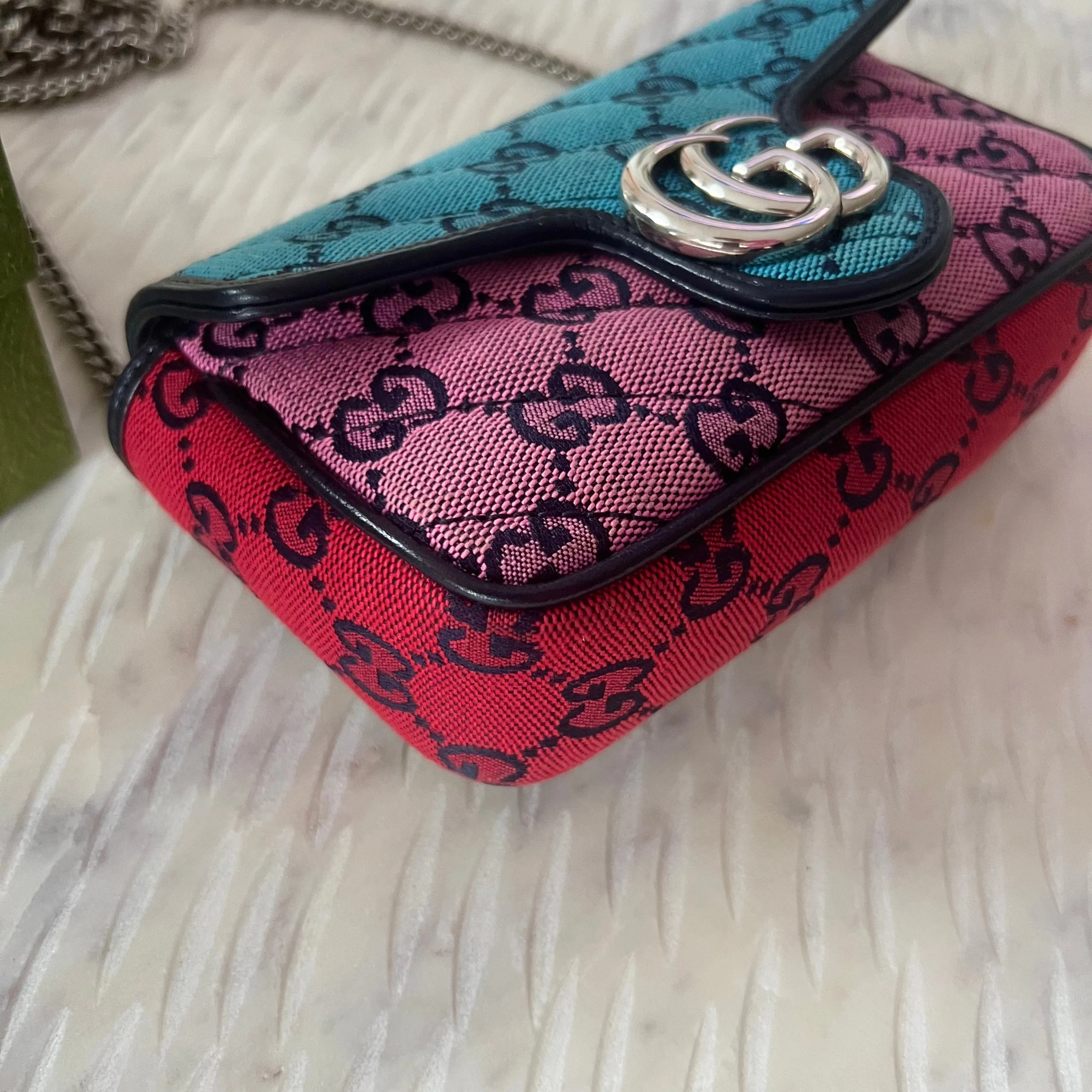 GUCCI Marmont Super Mini Crossbody Bag