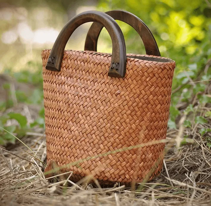 Handwoven Portable Bucket Bag for Women Vocation