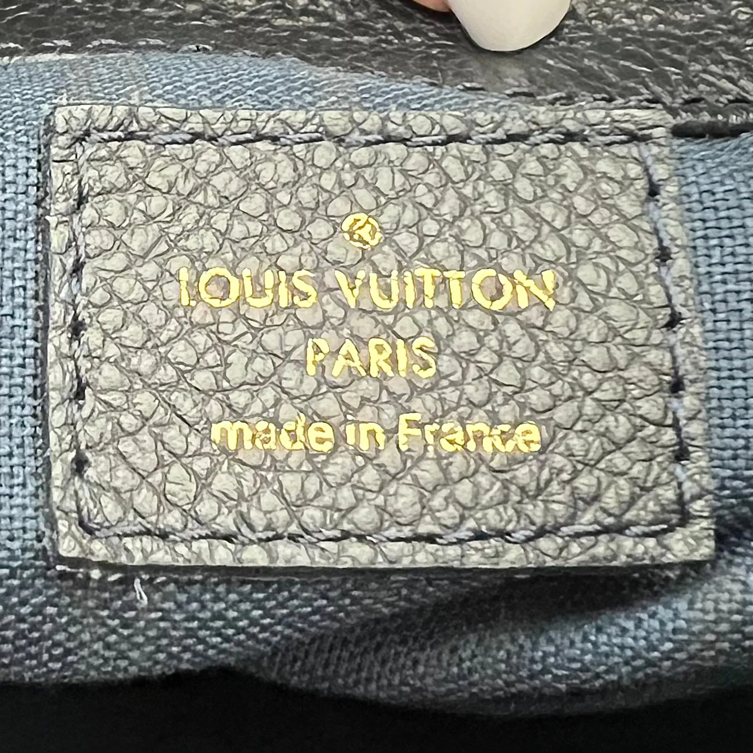 Louis Vuitton Artsy MM Bag