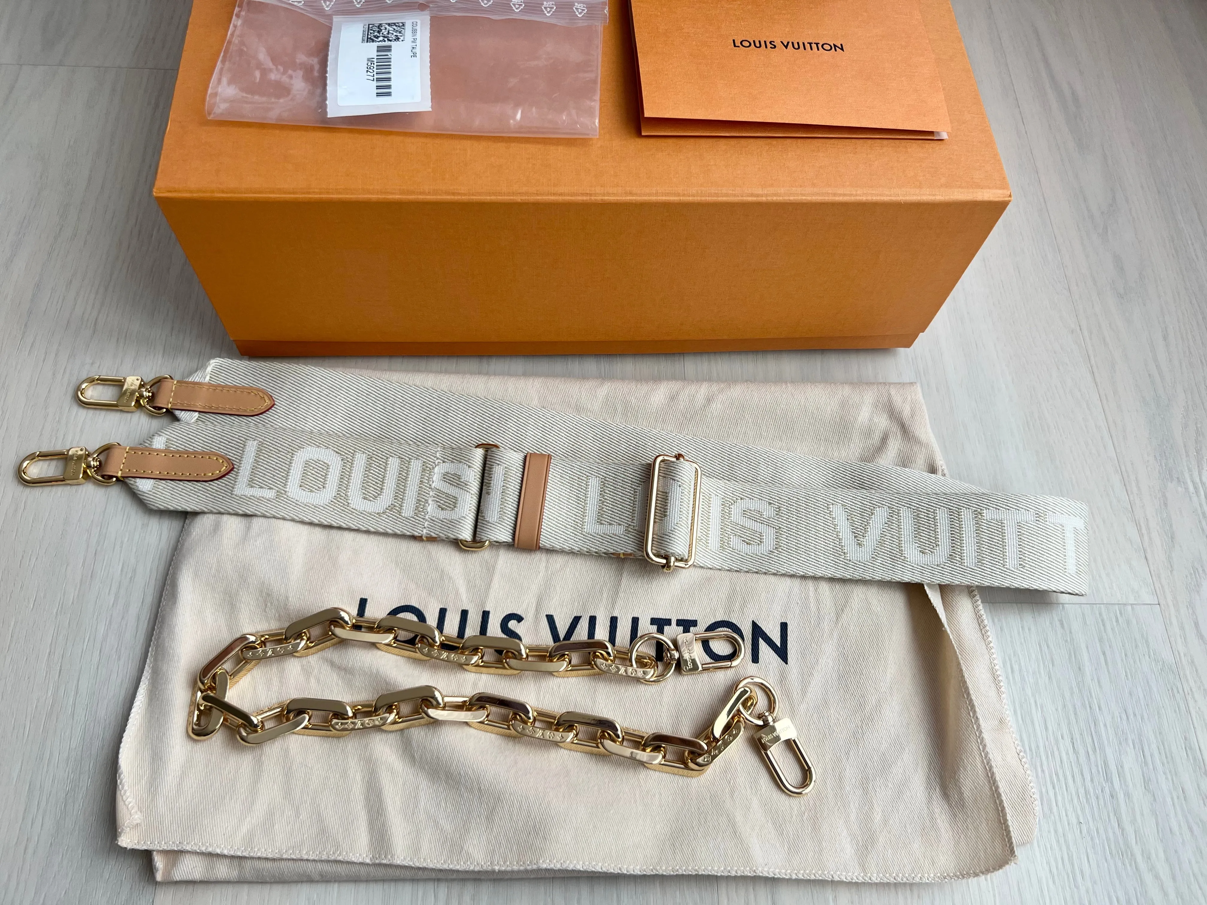 Louis Vuitton Coussin Bag