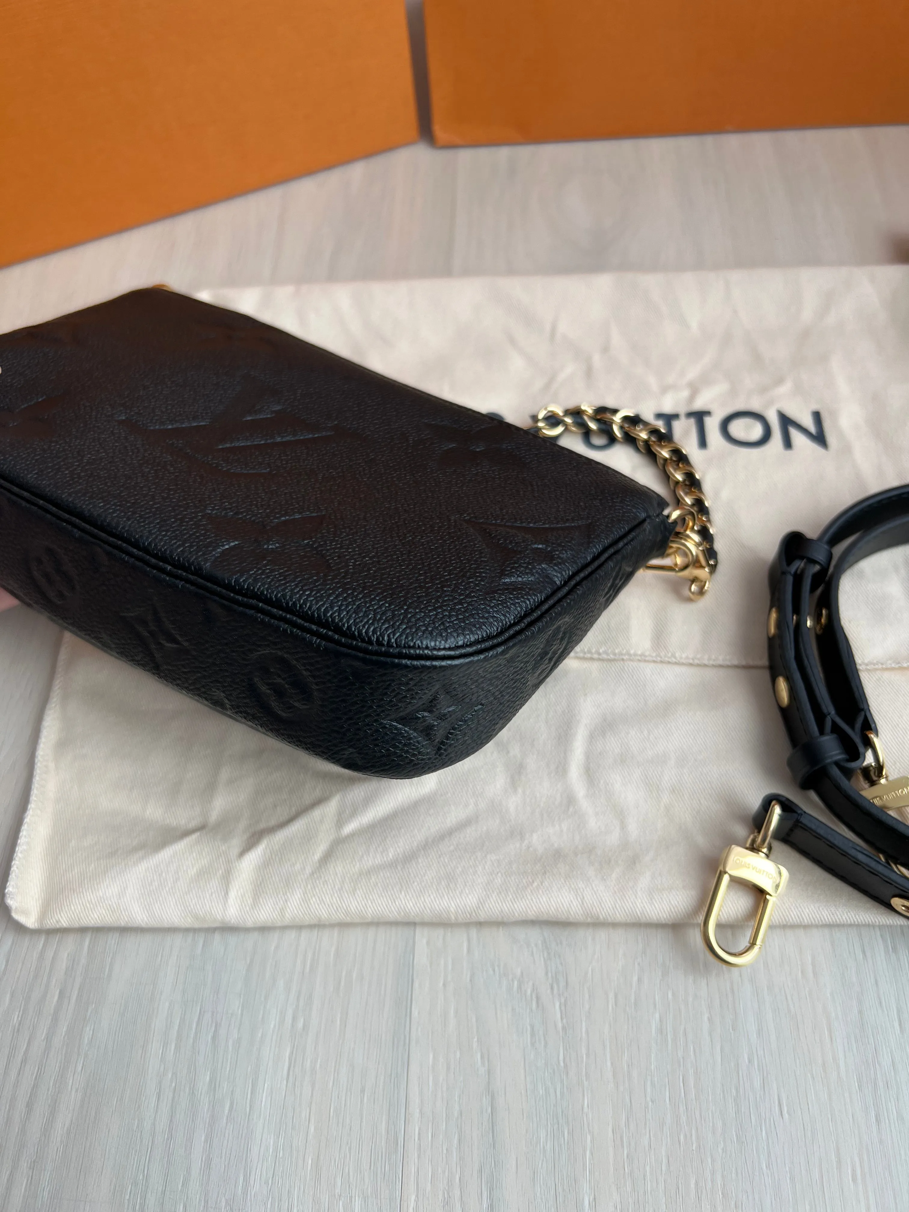 Louis Vuitton Multi Pochette Accessories Bag