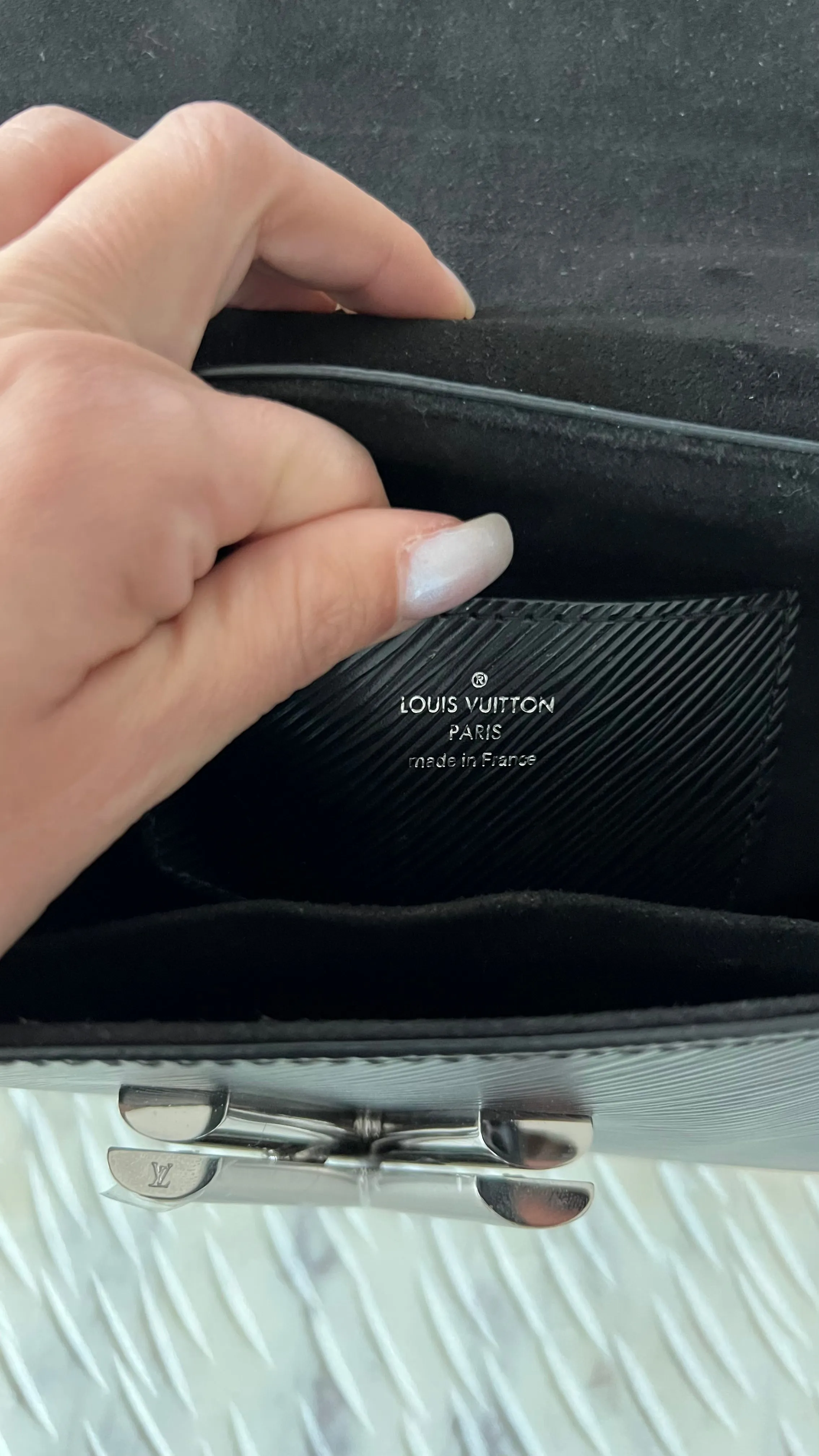 Louis Vuitton Twist MM Bag