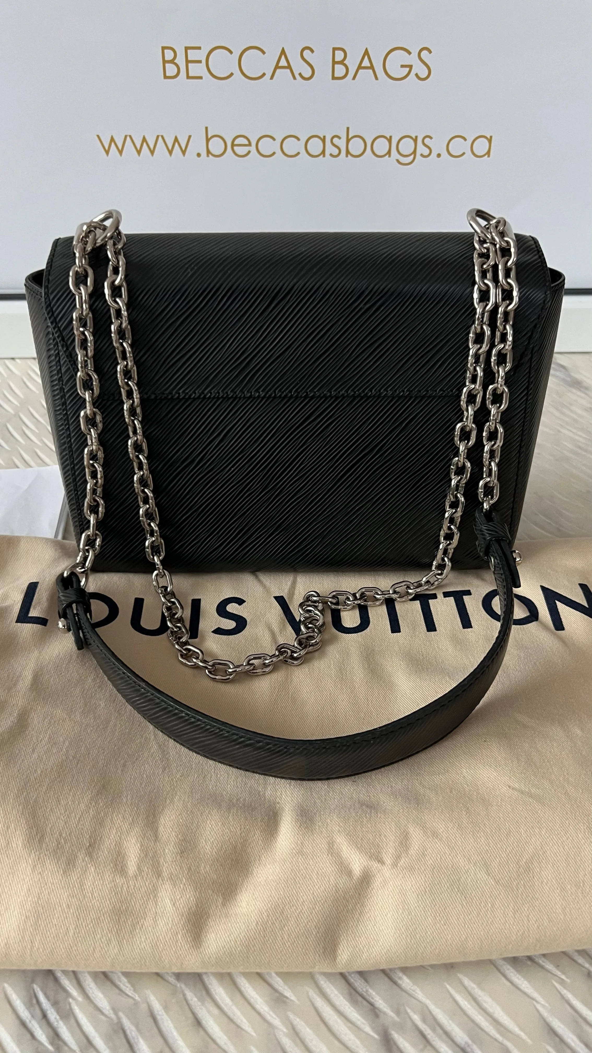 Louis Vuitton Twist MM Bag