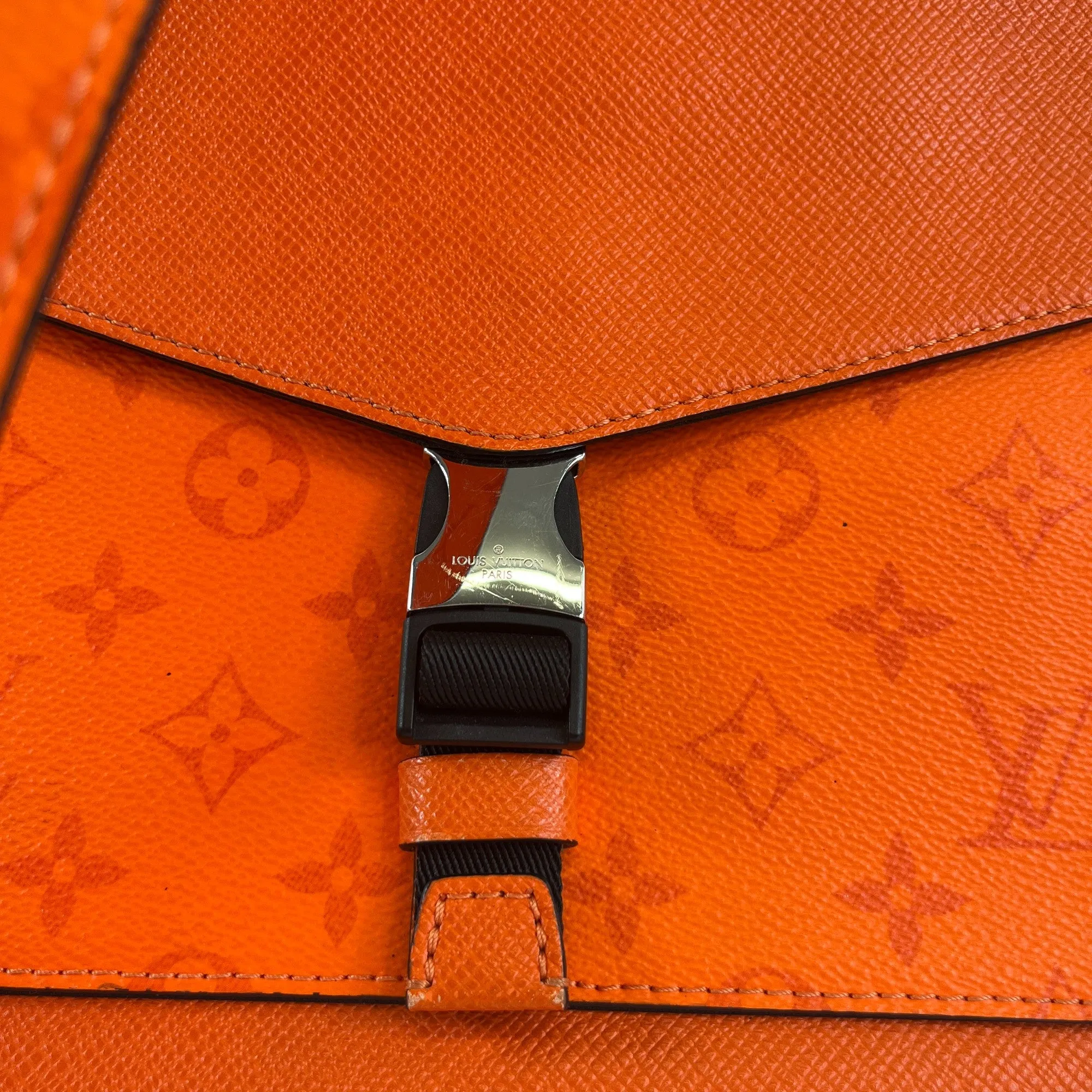 Men's Outdoor Flap Messenger Bag Orange